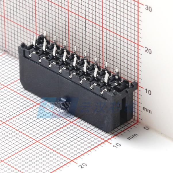 MOLEX 矩形连接器 - 针座 - 公插针 430451612